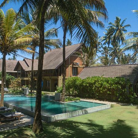 Ayana Sea Hotel Wadduwa Exterior photo