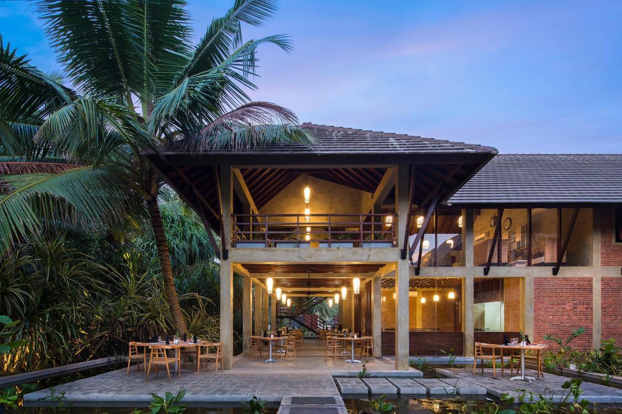 Ayana Sea Hotel Wadduwa Exterior photo